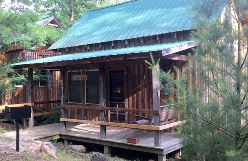 Del Rio Cabin | Cabins at Brush Creek Mtn-Beavers Lodge