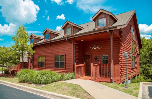 Branson Theater District Cabin | Cabins at Grand Mountain