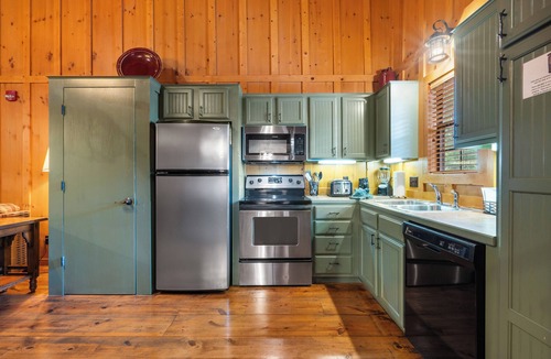 Branson Cabin | Cabins at Green Mountain