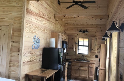 Fulton Cabin | Cabins At Midway