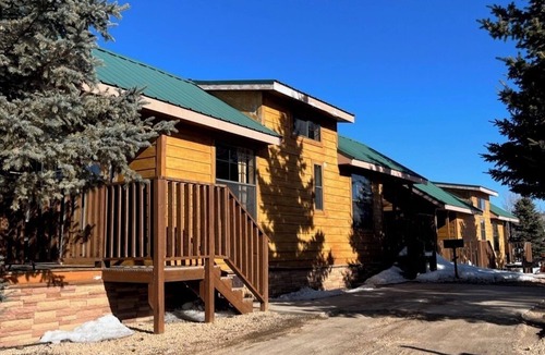 Mammoth Creek Cabin | Cabins by Panguitch Lake: Where Rustic Charm Meets Amazing Fishing!