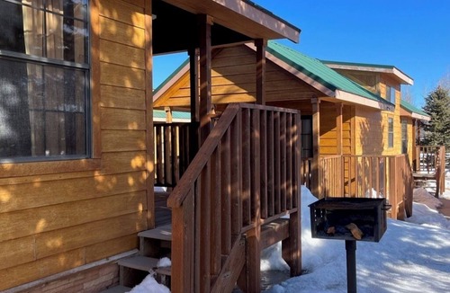 Mammoth Creek Cabin | Cabins by Panguitch Lake: Where Rustic Charm Meets Amazing Fishing!