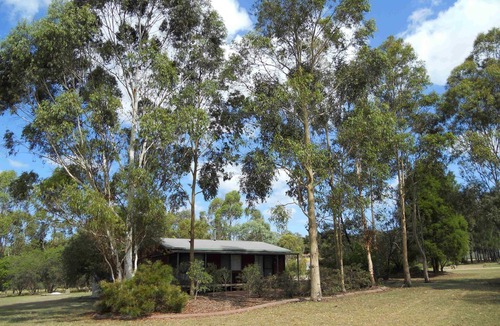 Pokolbin Cottage | Cabins on Halls