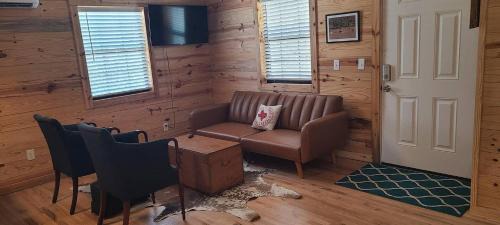 Canyon Lake Other | Cabins on the Rocks