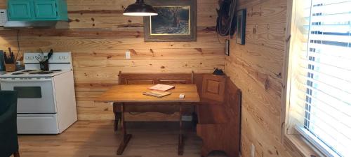 Canyon Lake Other | Cabins on the Rocks