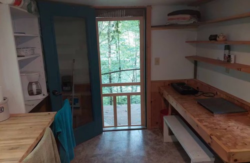 Hardwick Cabin | Caboose Got Loose.