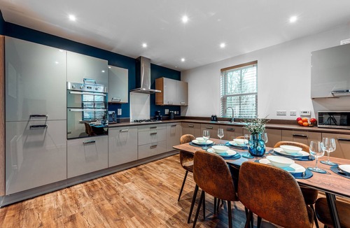 Colchester House | Caboose Stays - Cavalry Road