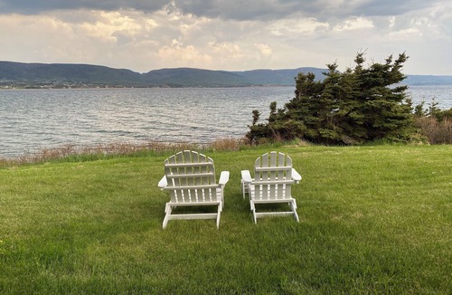 Petit-Etang House | Cabot trail, walk to beach, luxurious living space, gorgeous Atlantic Ocean view