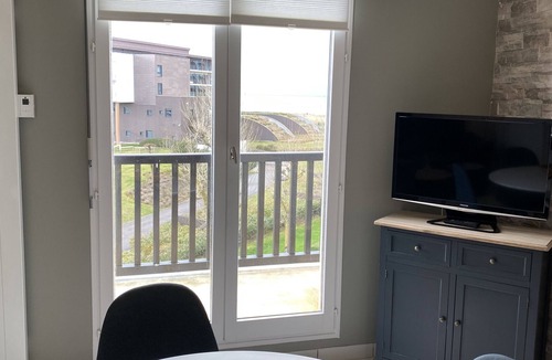 Cabourg Apartment | Cabourg: 2-Bedroom Apartment 200m from Beach, Balcony, Internet