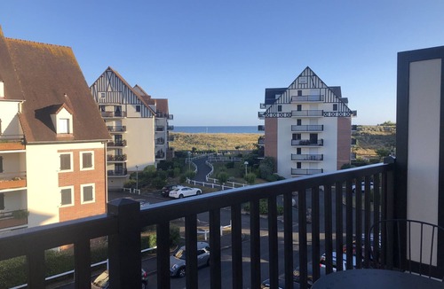 Cabourg Apartment | Cabourg: Beachside apartment, balcony, internet, parking