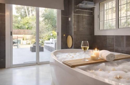 Cabrils Apartment | Cabril's Hills - Stunning Villa with Pool & Sea Views