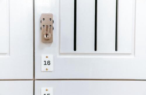 Jackson Hostel | Cache House