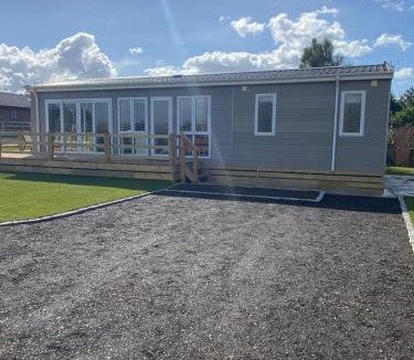 Abbess Roding House | Cackle hill lakes