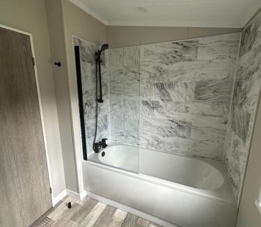 Abbess Roding House | Cackle hill lakes, heron lodge