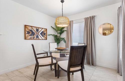 Scottsdale Vista House | Cactus Breeze Retreat with Pool Hot Tub and 2 Suites