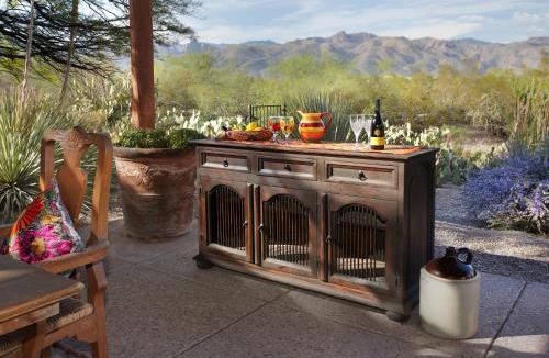 Tanque Verde Bed & Breakfast | Cactus Cove Bed and Breakfast Inn