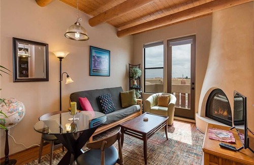 Southside Apartment | Cactus Flower, 1 BR, Heated Pool, Hot Tub, Sleeps 4