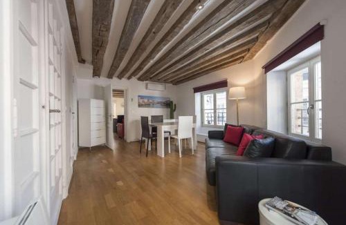 Saint-Merri Apartment | Cactus