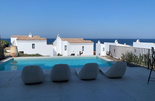 Portlligat House | Cadaquès house with pool and sea view