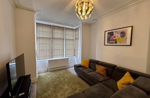 Moseley House | Cadbury House