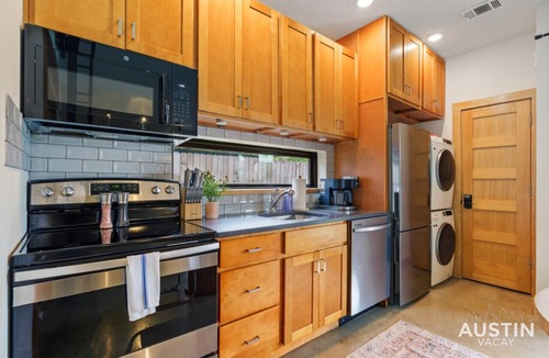 Montopolis House | Caddie St #A xxxxxxx