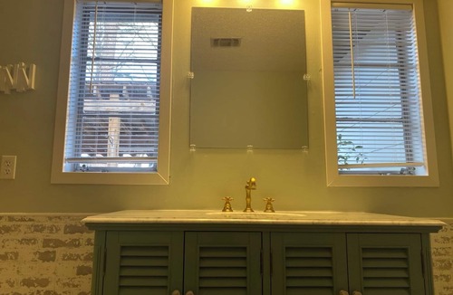Caddo Gap House | Caddo River Crossing - The Suite - Has a view and access to the Caddo River