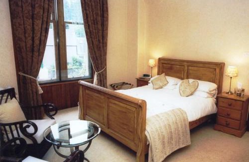 Innerleithen House | Caddon View Country Guest House