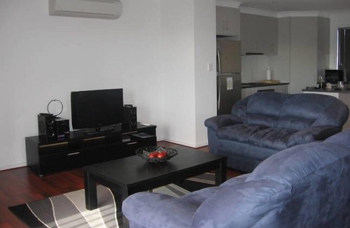 Goolwa Beach House | Caddy Shack Goolwa Beach