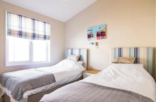 Carnmenellis Resort | Caddys Corner Lodges