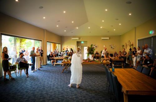 Moama Hotel | Cadell On The Murray Motel