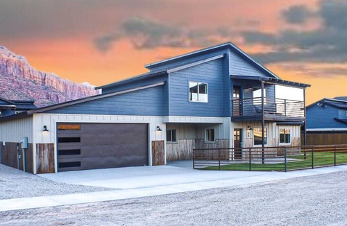 Moab South Valley House | "Cadillac Desert" Moab