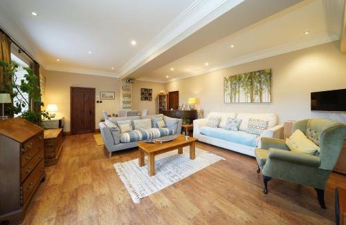 Darwen Apartment | Cadshaw Country Views