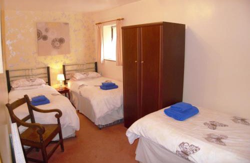 Dinas House | Cae Berllan Holiday Cottages