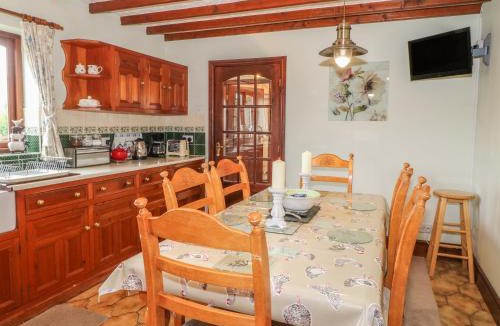 Bodffordd House | Cae Glas