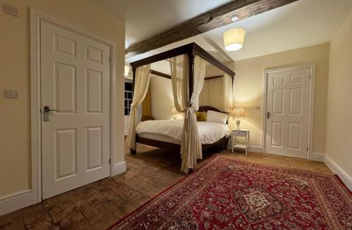 Llanbedr House | Cae Nest Hall