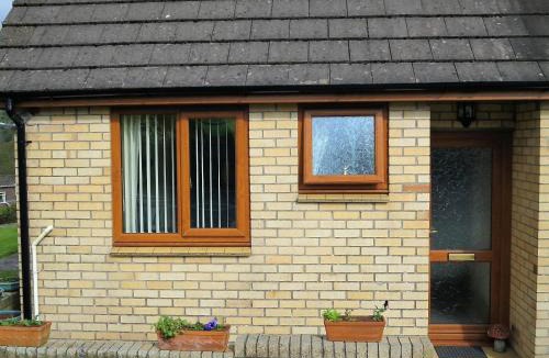 Llangynidr House | Cae y Rhedyn Annexe