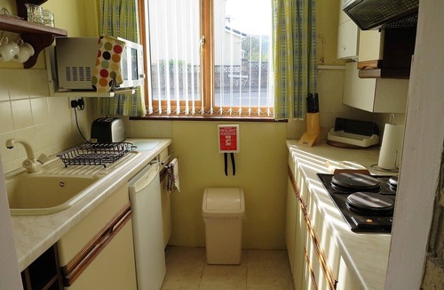 Llangynidr House | Cae y Rhedyn Annexe