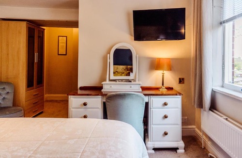 Builth Wells Hotel | Caer Beris Manor House B&B