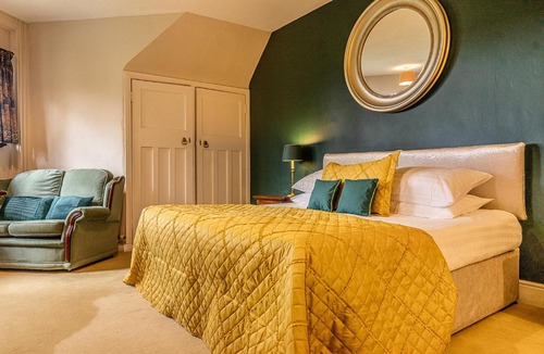 Builth Wells Hotel | Caer Beris Manor House B&B