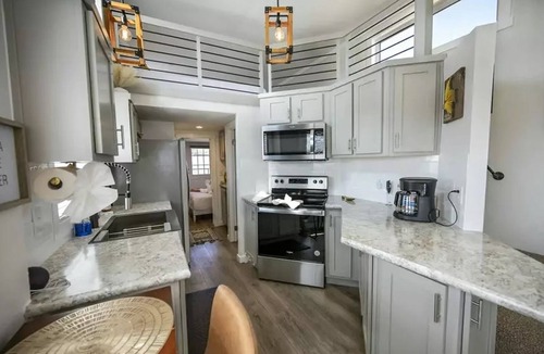 Fredericksburg House | Cafe & Cabernet: A High-End Resort Luxury Retreat