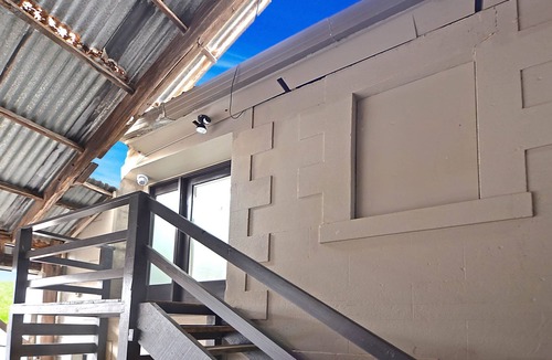 Portland Apartment | Cafes and shops at your front door