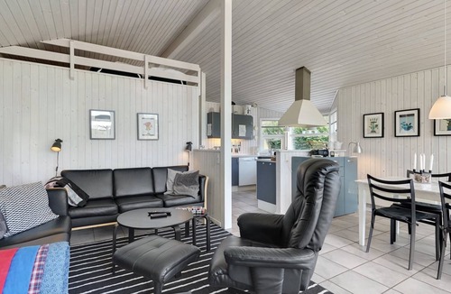 Hov House | "Caia" - 375m from the sea by Interhome