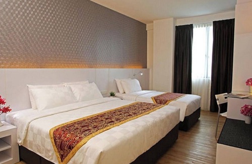 Kampung Puah Seberang Hotel | Cairnhill Hotel Kuala Lumpur