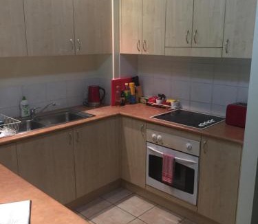 White Rock Apartment | Cairns Golf Course Apartment