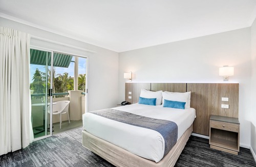 Cairns North Hotel | Cairns Sheridan Hotel