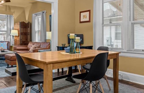 Walnut Street House | Cairo St Bungalow