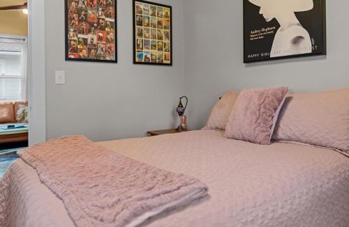 Walnut Street House | Cairo St Bungalow