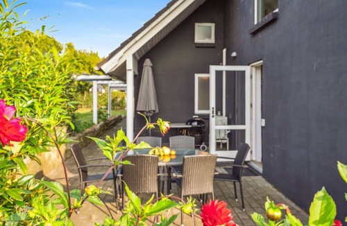 Grønninghoved Strand House | "Cajsa" - 200m from the sea by Interhome