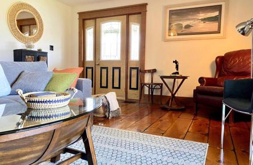 Minden Hills House | Cajun Cabin Private Nature Resort