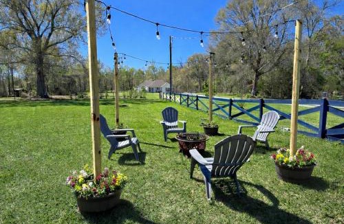 Supreme House | Cajun Comfort Cottage